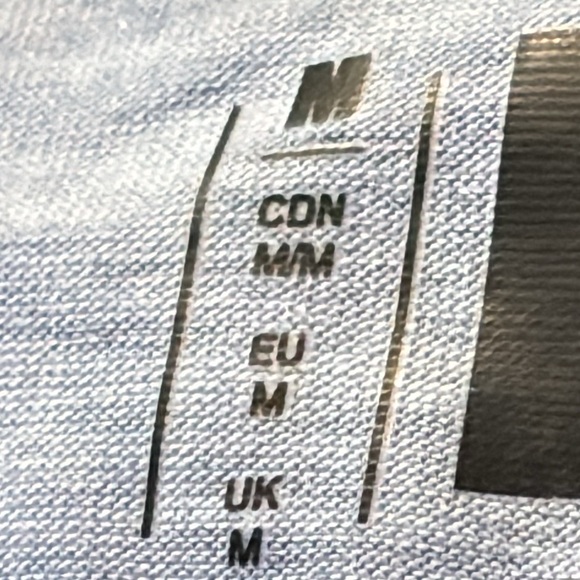 FOCO Men's NFL Team Logo Short Sleeve T-Shirt size Medium Cleveland Brown. - Picture 6 of 13